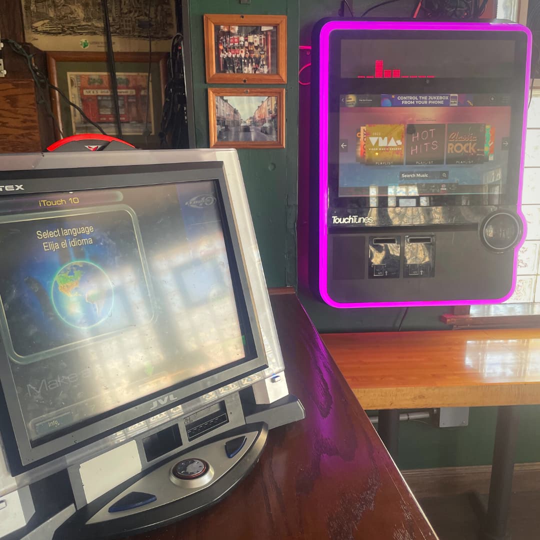 The glowing TouchTunes jukebox